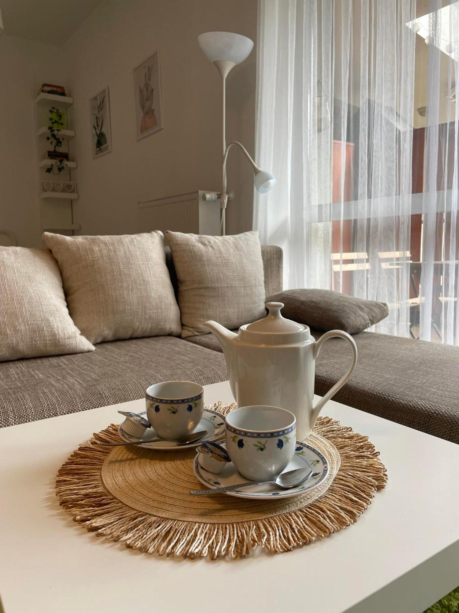 Green City Apartment Budapest - Free Garage, Ac, Balcony, Wi-Fi Budapeste Exterior foto