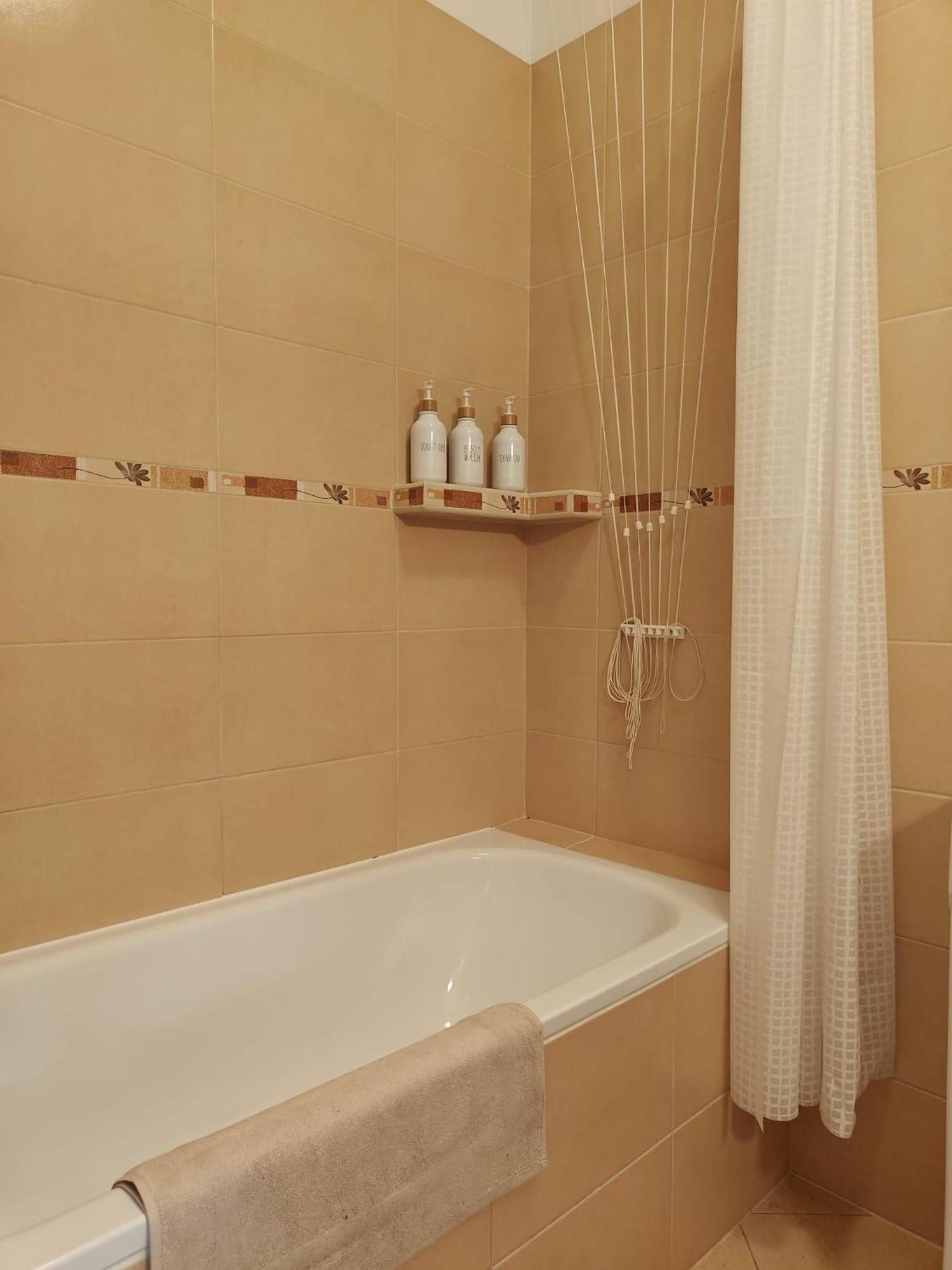 Green City Apartment Budapest - Free Garage, Ac, Balcony, Wi-Fi Budapeste Exterior foto
